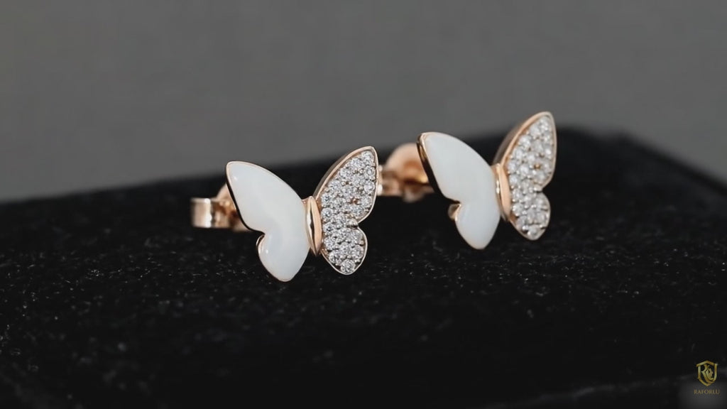 White buttterfly flutter